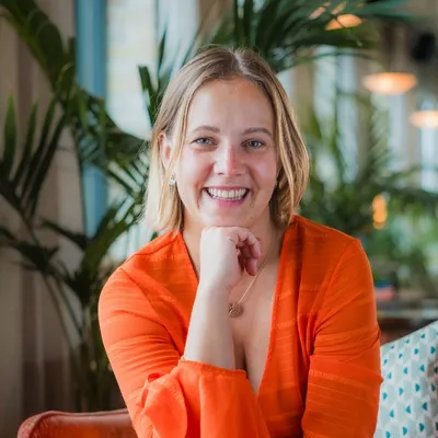 Bethan Higson, Food & Drink female founder UK Bethan Higson – female entrepreneur and founder of Mother Root, a UK Food & Drink business