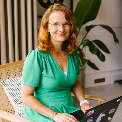 Caitlin Gould, Education & Publishing female founder UK Caitlin Gould – female entrepreneur and founder of TECgirls & TECwomen, a UK Education & Publishing business