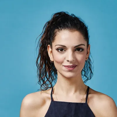 Cassandra Stavrou MBE, Food & Drink female founder UK Cassandra Stavrou MBE – female entrepreneur and founder of PROPER Snacks, a UK Food & Drink business