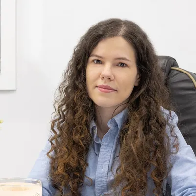 Claudia Negoescu, Retail & Consumer female founder UK Claudia Negoescu – female entrepreneur and founder of Imperial Candles, a UK Retail & Consumer business