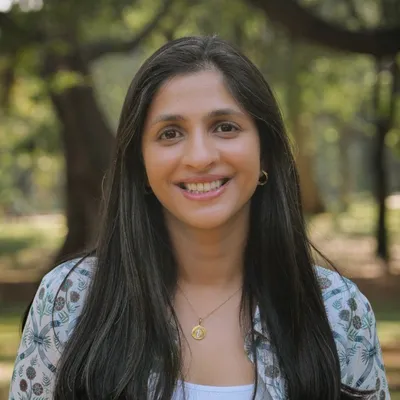 Ira Guha, Health & Wellness female founder UK Ira Guha – female entrepreneur and founder of Asan, a UK Health & Wellness business