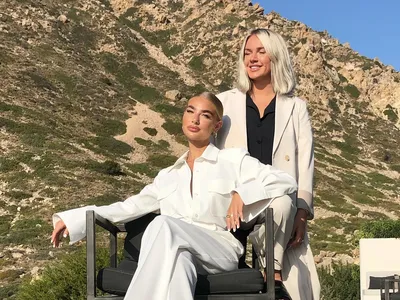 Jess Hunt & Jenna Meek, Fashion & Beauty female founder UK Jess Hunt & Jenna Meek – female entrepreneur and founder of REFY Beauty, a UK Fashion & Beauty business