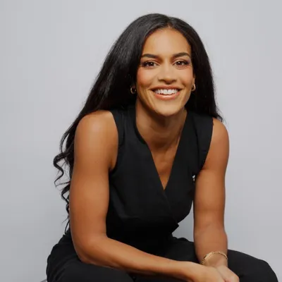 Lottie Whyte, Health & Wellness female founder UK Lottie Whyte – female entrepreneur and founder of MyoMaster, a UK Health & Wellness business