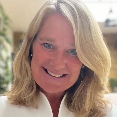 Sam Smith, Finance & Money female founder UK Sam Smith – female entrepreneur and founder of Cavendish Financial / SuperScalers, a UK Finance & Money business